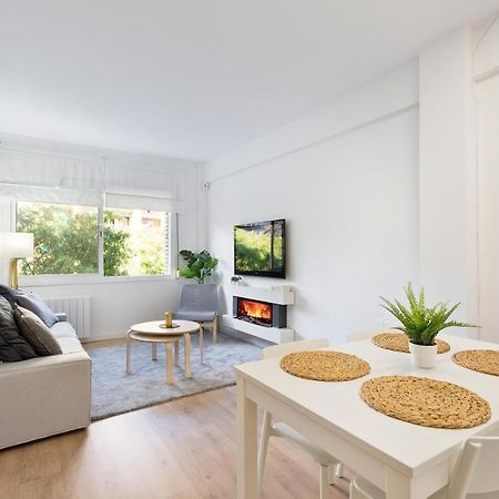 Suites Barcelona Park Gueell ภายนอก รูปภาพ