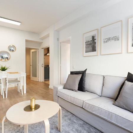 Suites Barcelona Park Gueell ภายนอก รูปภาพ